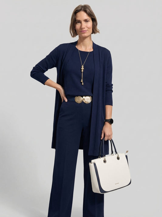 Conjunto Elena - cárdigan largo, top y pantalón.