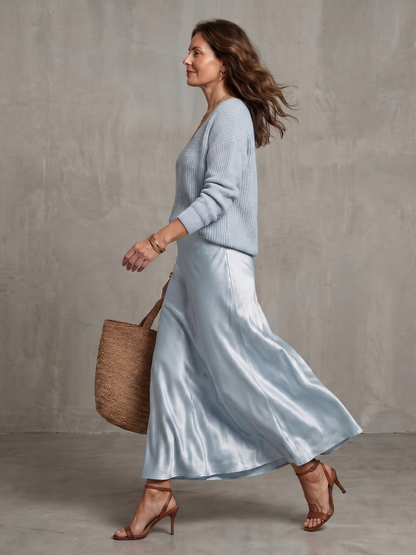 Luciana | Conjunto de falda de satén en sesgo para otoño y capa de punto