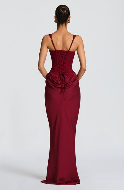 Helena | Vestido silueta reloj de arena